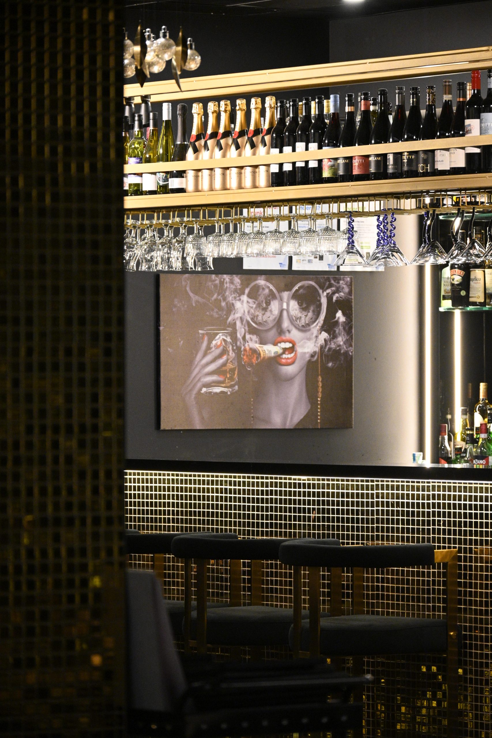 Pier17 Bar, crafted cocktails, premium spirits